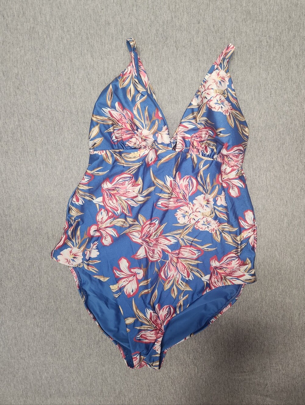 Shade & Shore High Shine Plunge Floral One‑Piece Swimsuit – Multicolor L